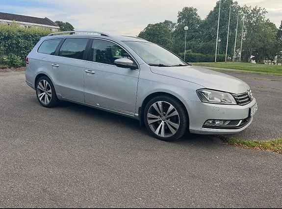 Volkswagen Passat 2012 photo 5