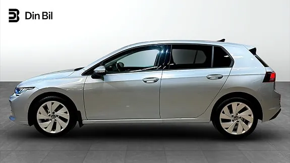 Volkswagen Golf I 2025 photo 2