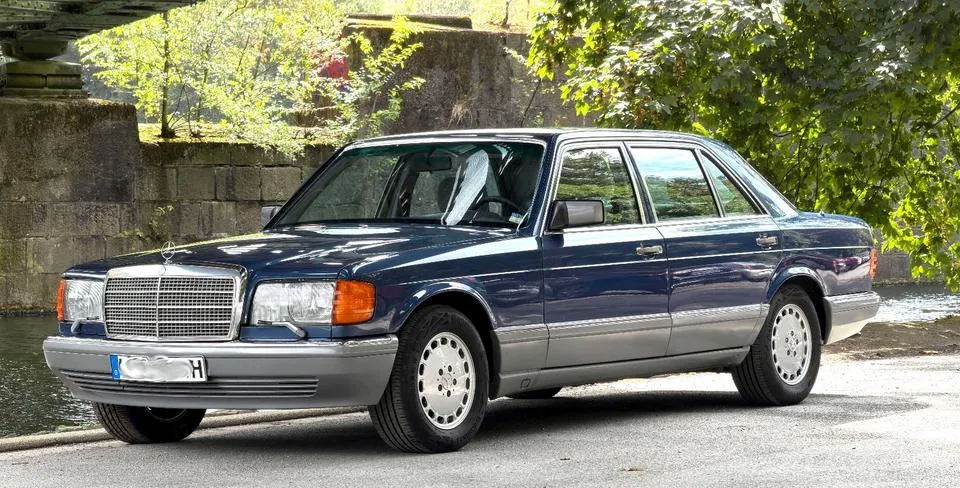 Mercedes-Benz W126