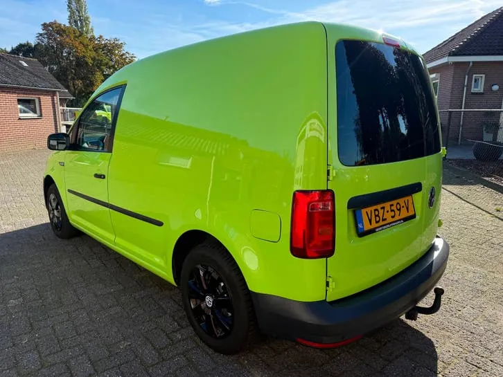 Volkswagen Caddy 2019 photo 2