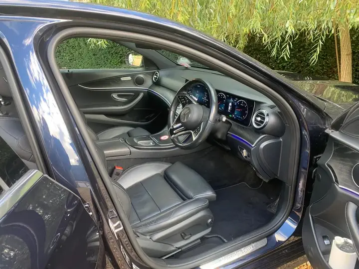 Mercedes-Benz E-Class 2022 photo 5