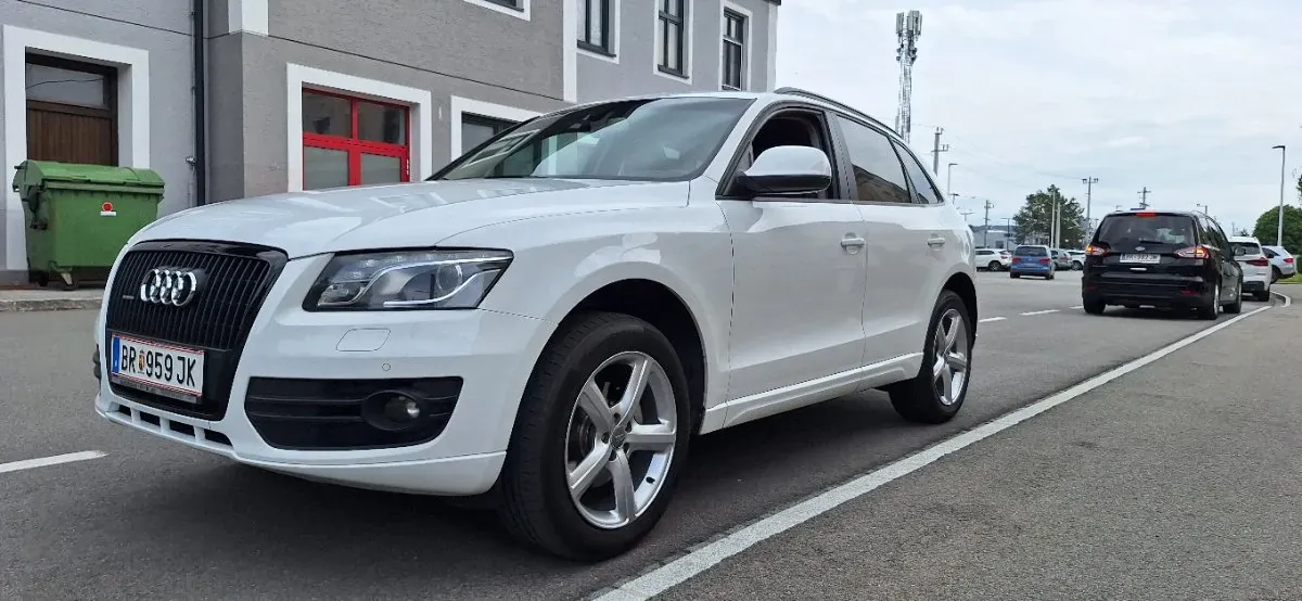 Audi Q5 2011 photo 2