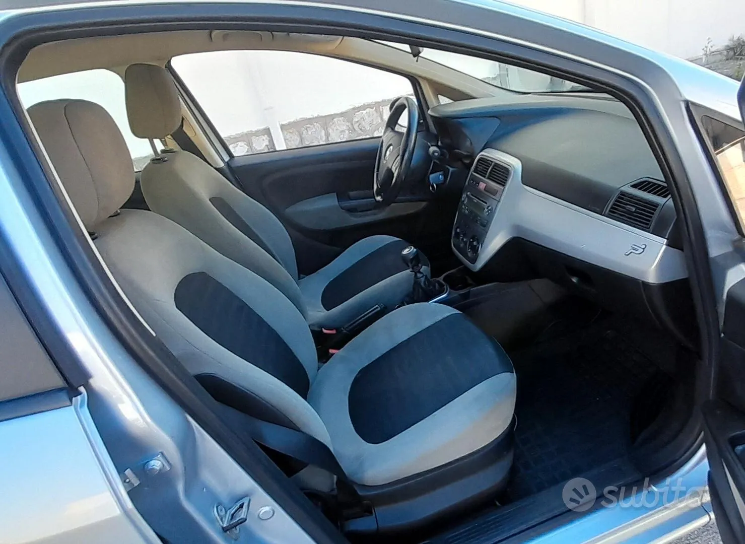 Fiat Grande Punto 2006 photo 5