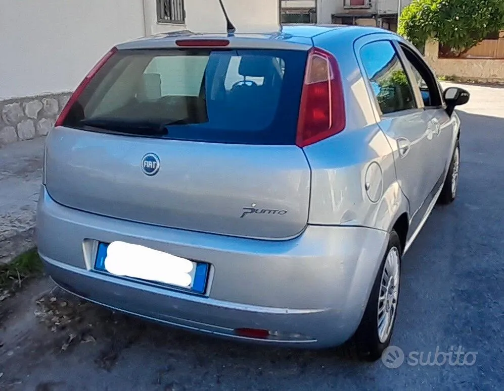 Fiat Grande Punto 2006 photo 3