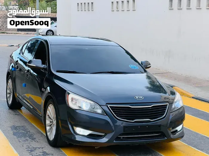 Kia Cadenza 2012 photo 2