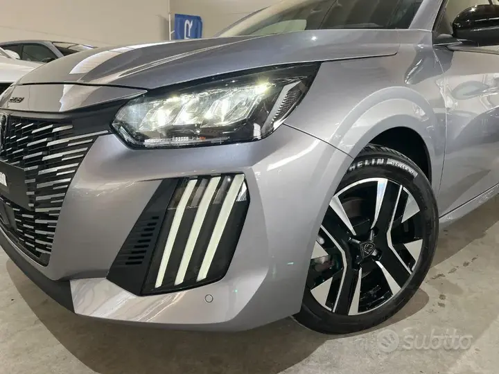 Peugeot 208 2025 photo 5