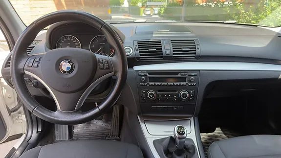 BMW 116D 2011 photo 5