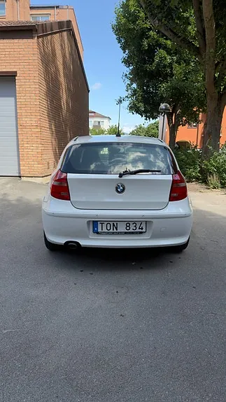 BMW 116D 2011 photo 3
