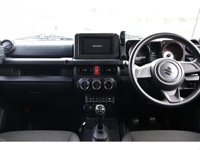Suzuki Jimny 2023 photo 4