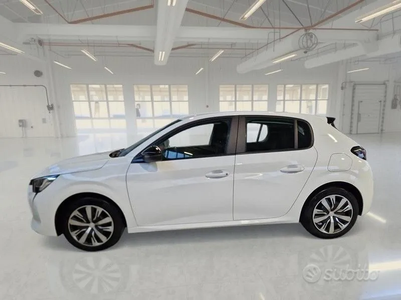Peugeot 208 2023 photo 5