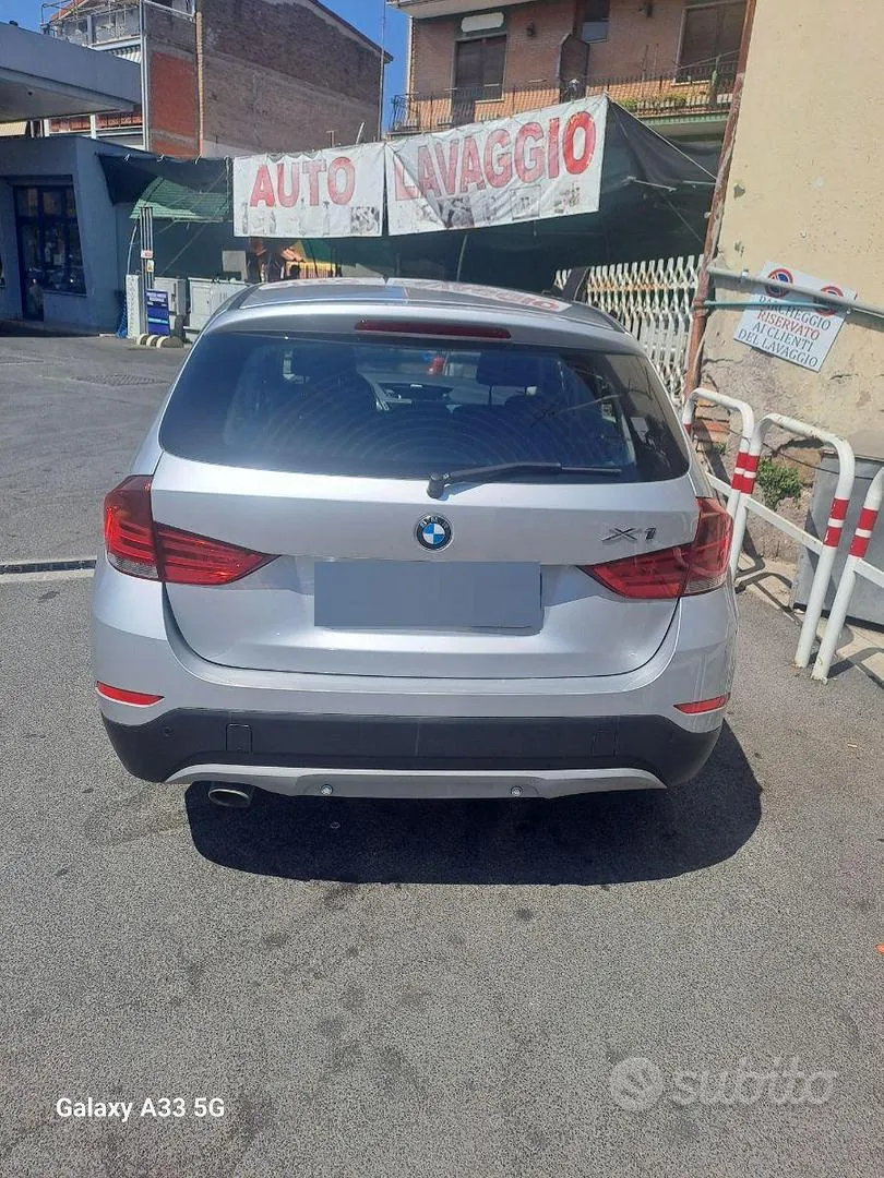 BMW X1 2015 photo 2