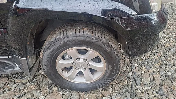 Toyota Land Cruiser 2003 photo 4