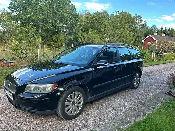 Volvo V50 2006 photo 2