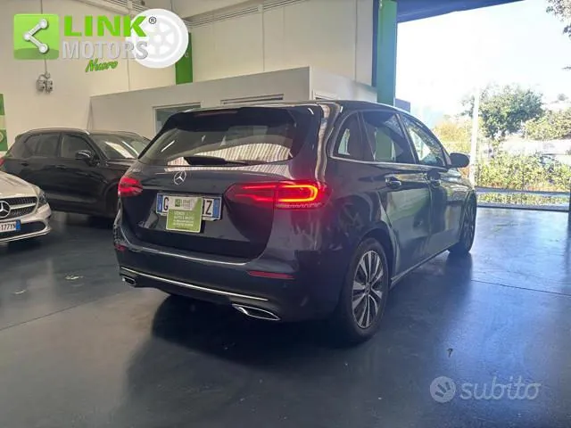 Mercedes-Benz B-Class 2022 photo 4