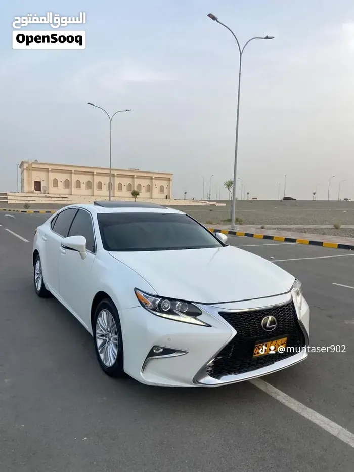 Lexus Es 350 2017 photo 2