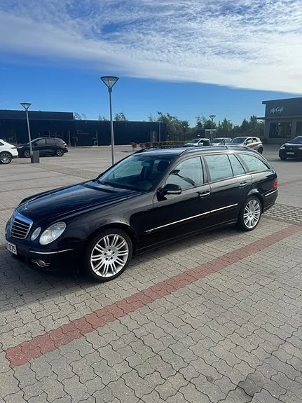 Mercedes-Benz E320 2007 photo 2