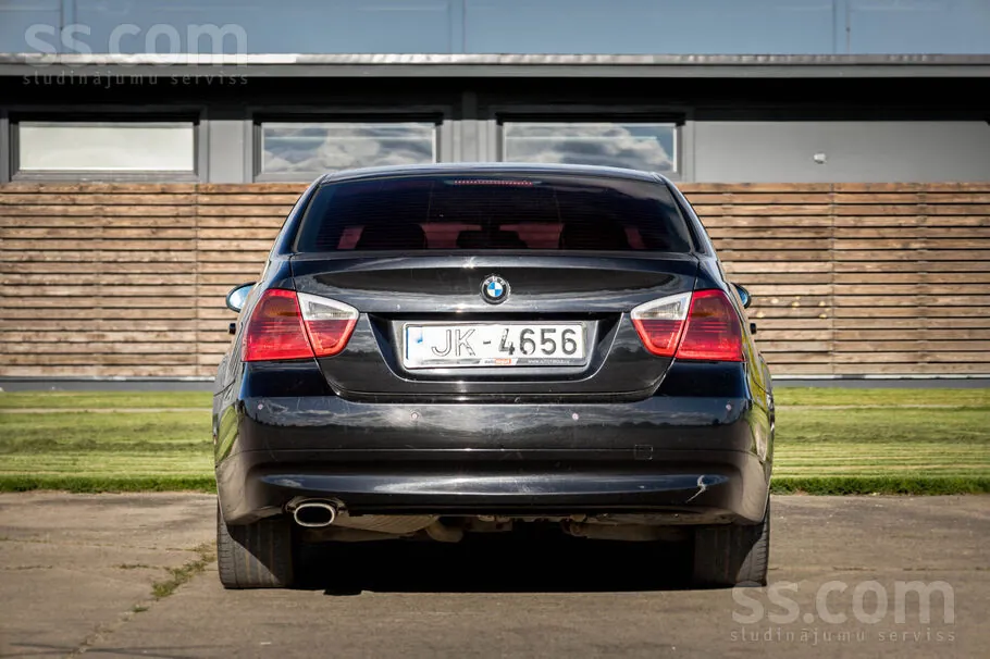 BMW 320 2007 photo 5
