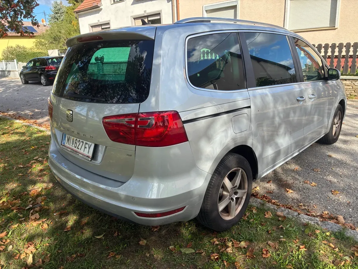Seat Alhambra 2013 photo 3