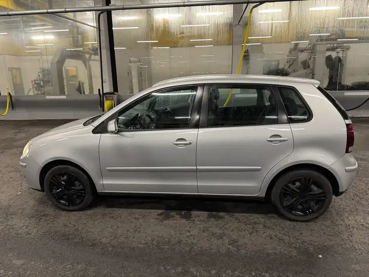 Volkswagen Polo 2008 photo 3