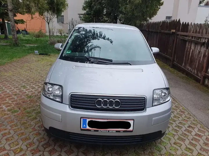 Audi A2