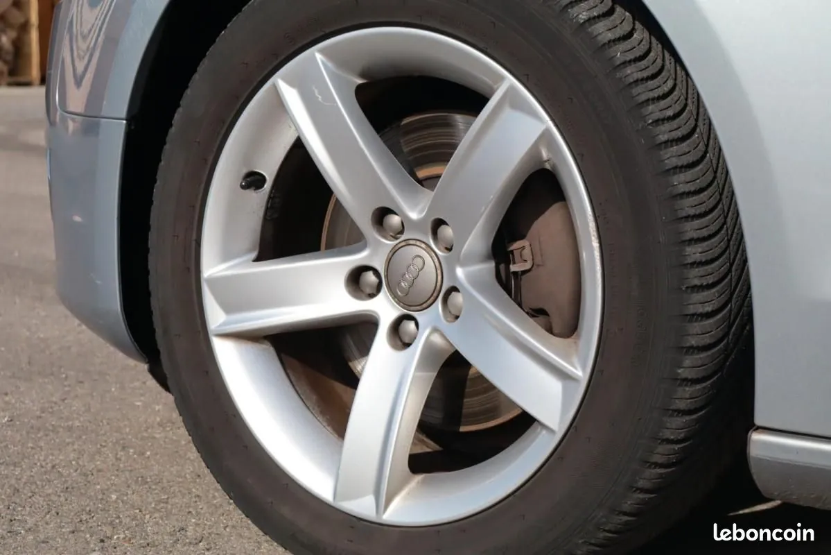 Audi A5 2010 photo 5