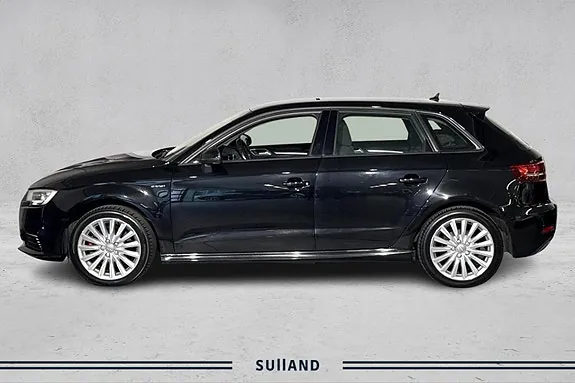 Audi A3 2017 photo 2