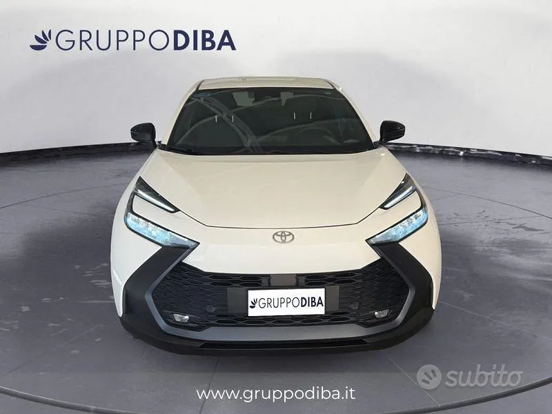 Toyota C-Hr 2024 photo 2