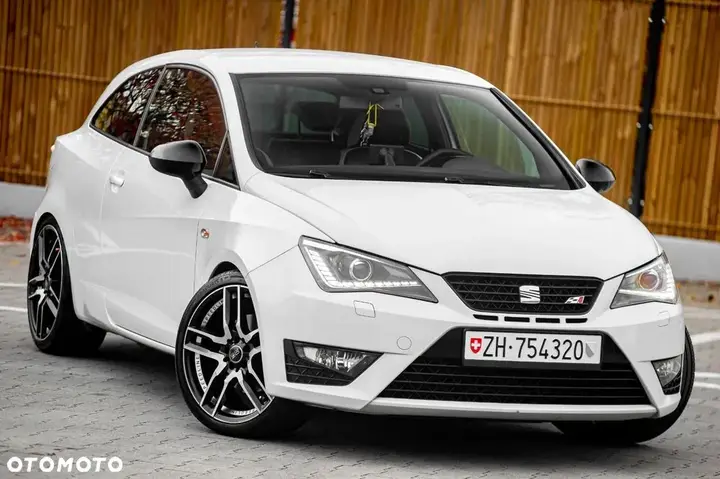 Seat Ibiza 2013 photo 4