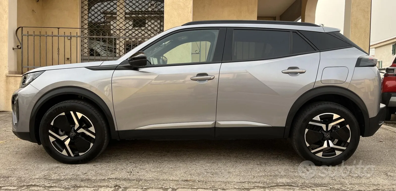 Peugeot 2008 2025 photo 3
