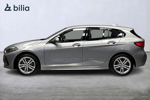 BMW 118I 2023 photo 4