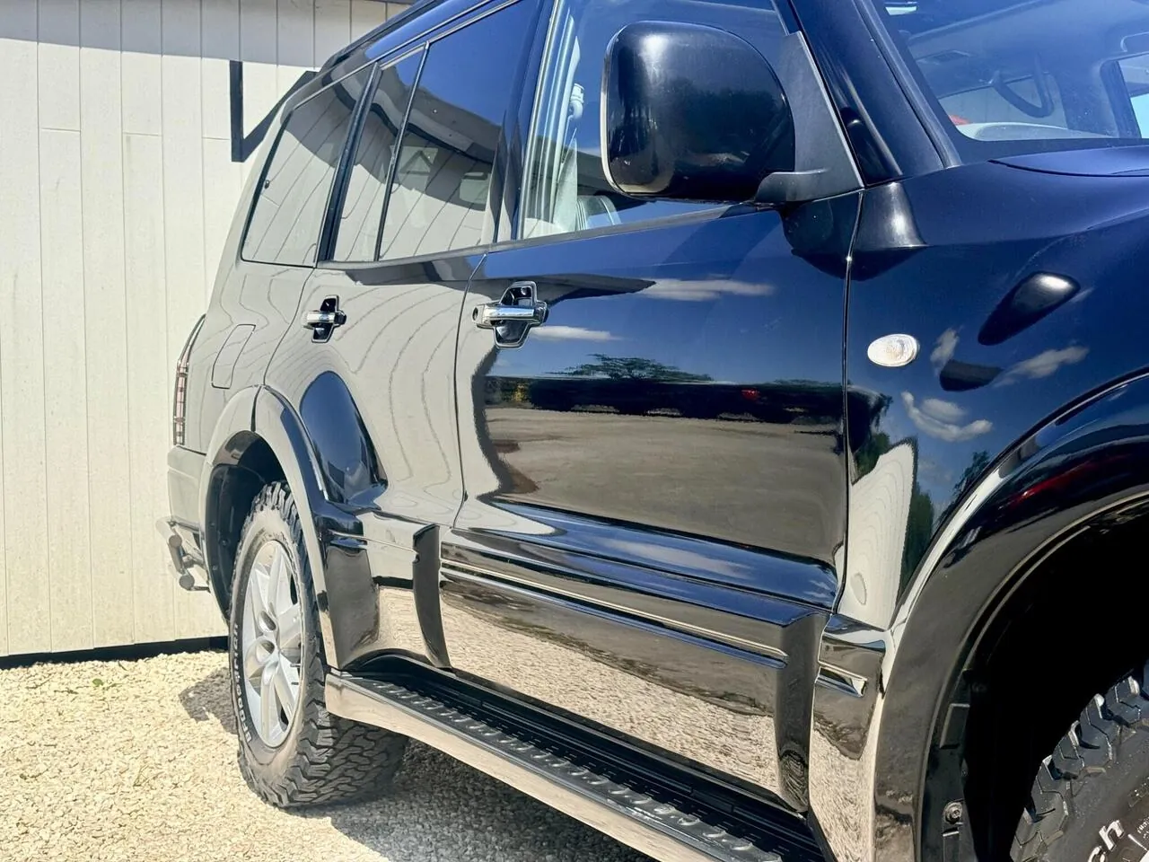 Mitsubishi Shogun 2006 photo 3