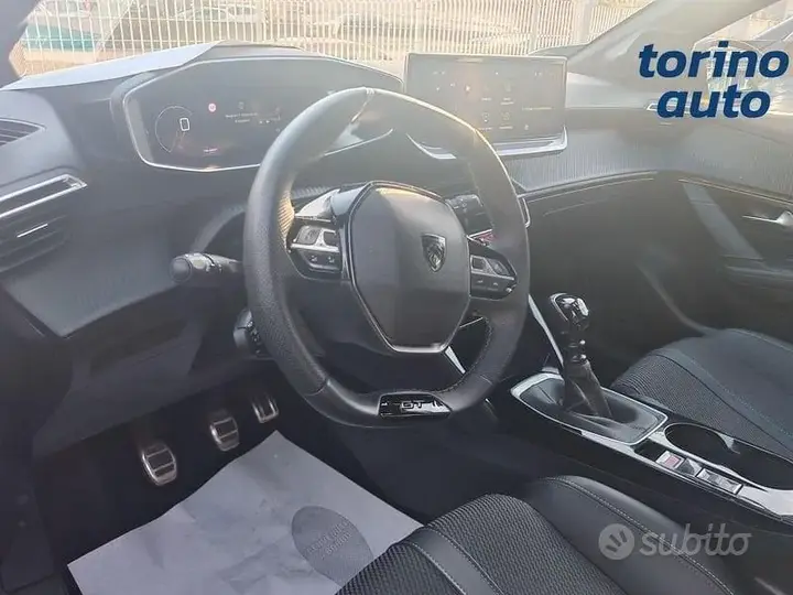 Peugeot 208 2024 photo 5