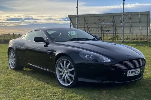 Aston Martin Db9
