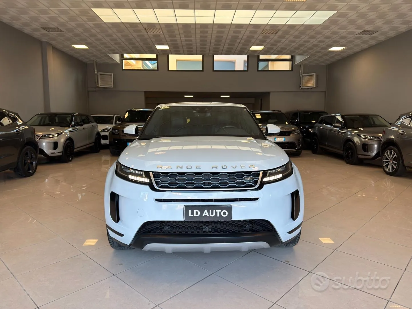 Land Rover Range Rover Evoque 2019 photo 3