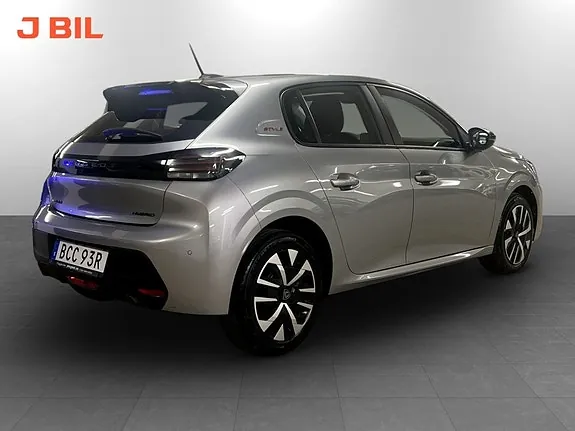 Peugeot 208 2025 photo 3