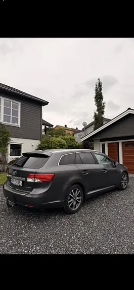 Toyota Avensis 2012 photo 4