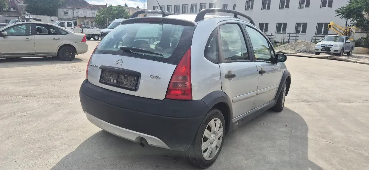 Citroen C3 2004 photo 3