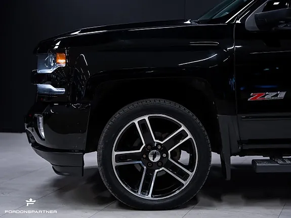 Chevrolet Silverado 1500 2018 photo 3