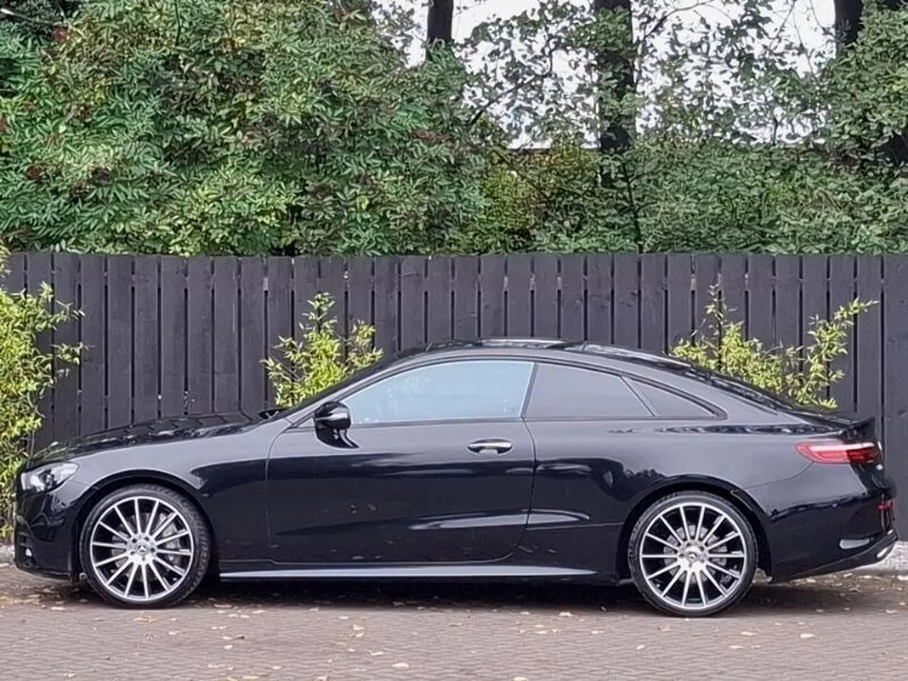 Mercedes-Benz E-Class 2021 photo 4