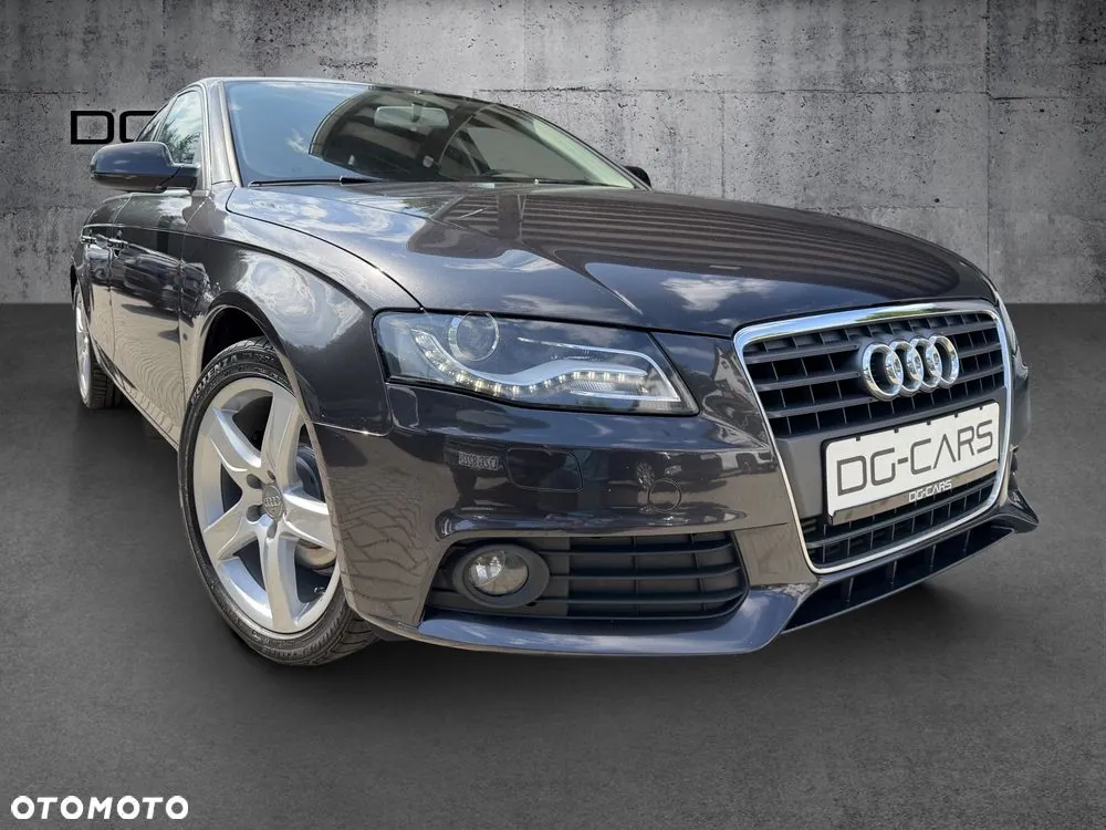 Audi A4 Limousine 2011 photo 2