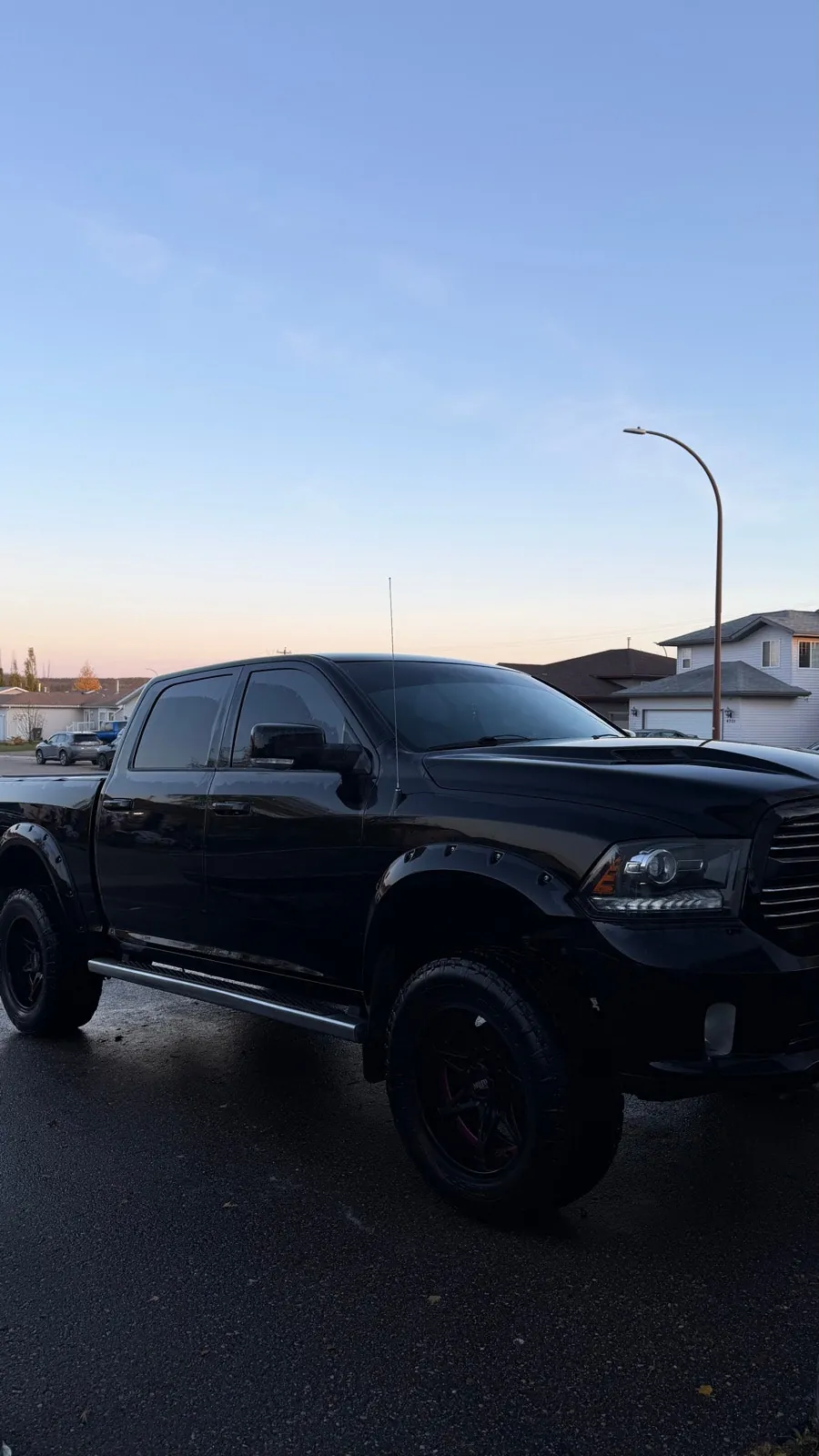 Dodge Ram 1500 2014 photo 2
