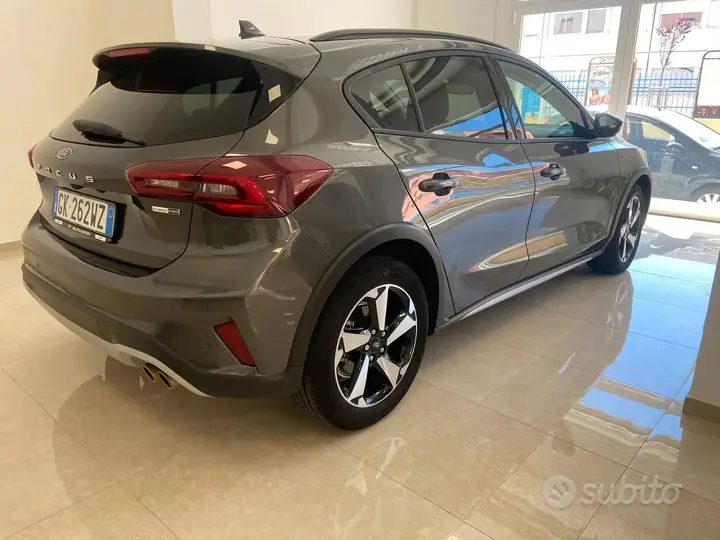 Ford Focus 2023 photo 5