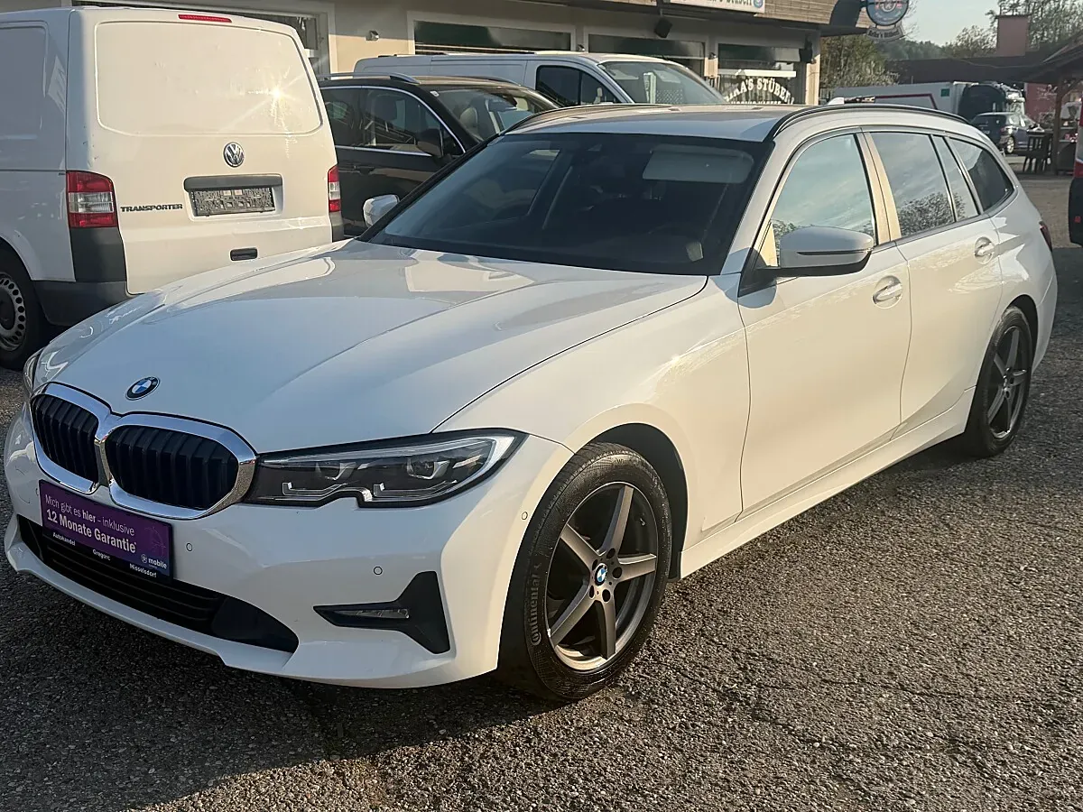 BMW 3 Series 2020 photo 3