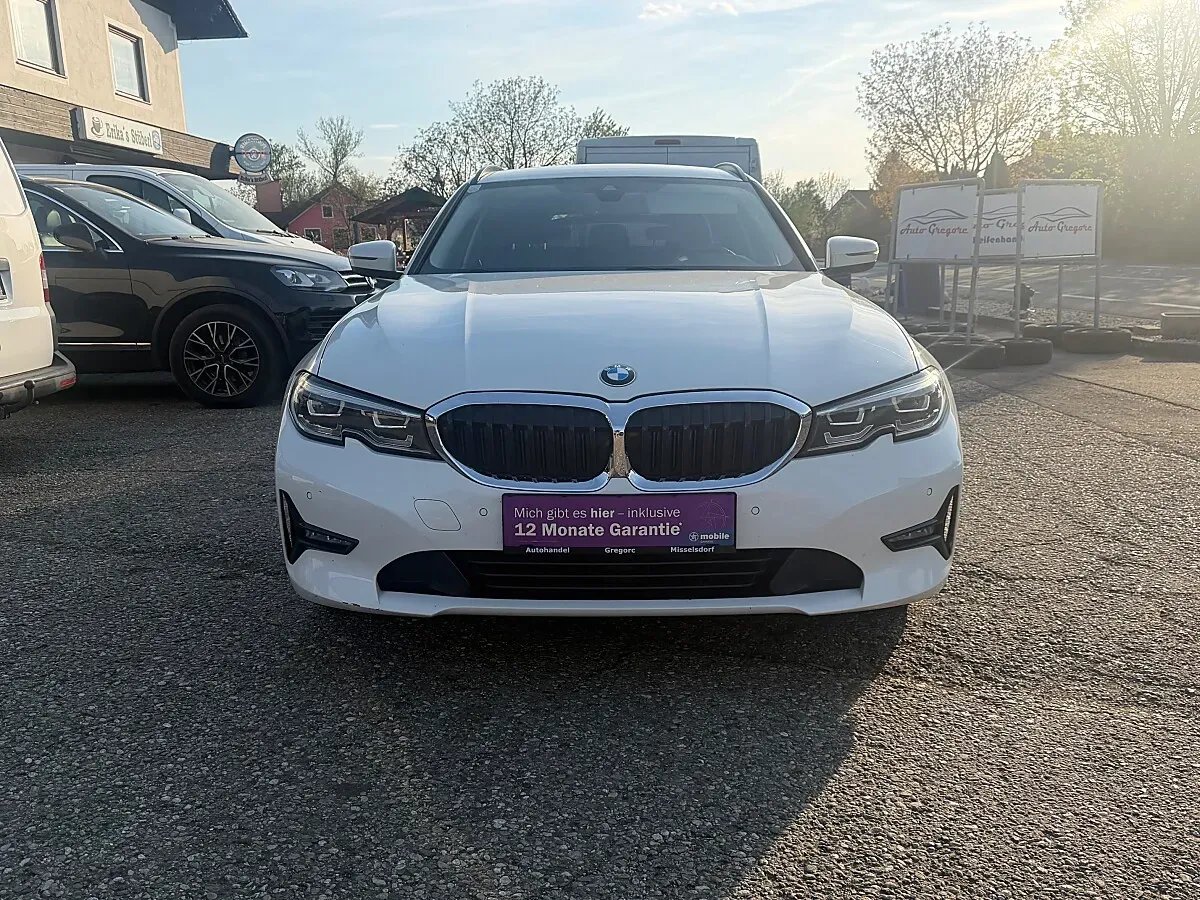 BMW 3 Series 2020 photo 2