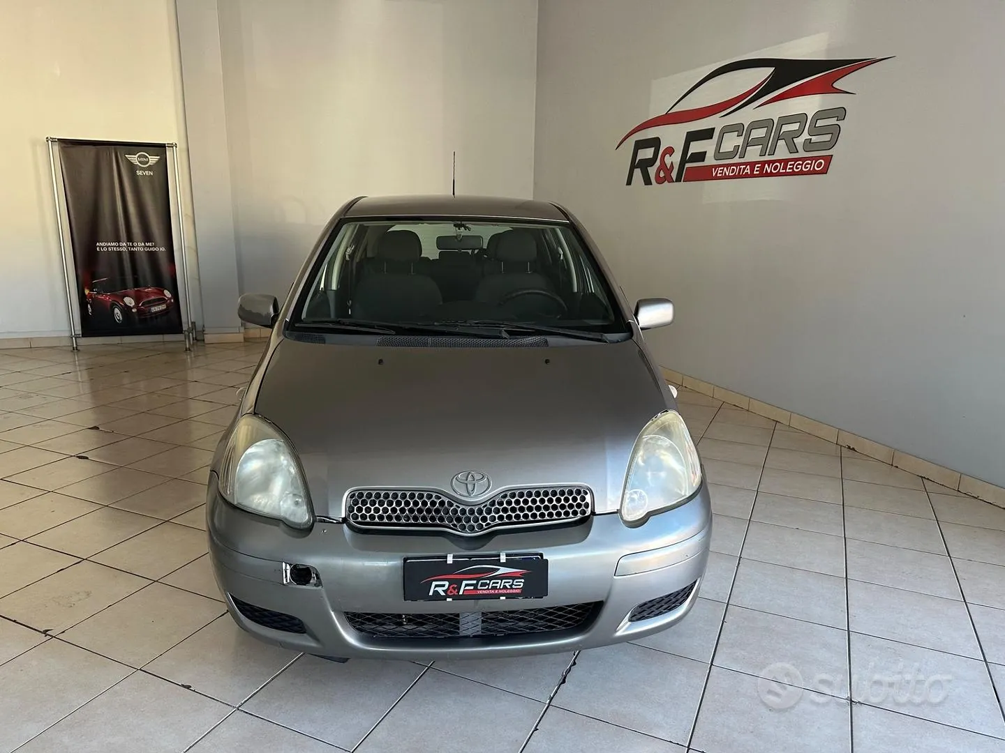 Toyota Yaris 2004 photo 4