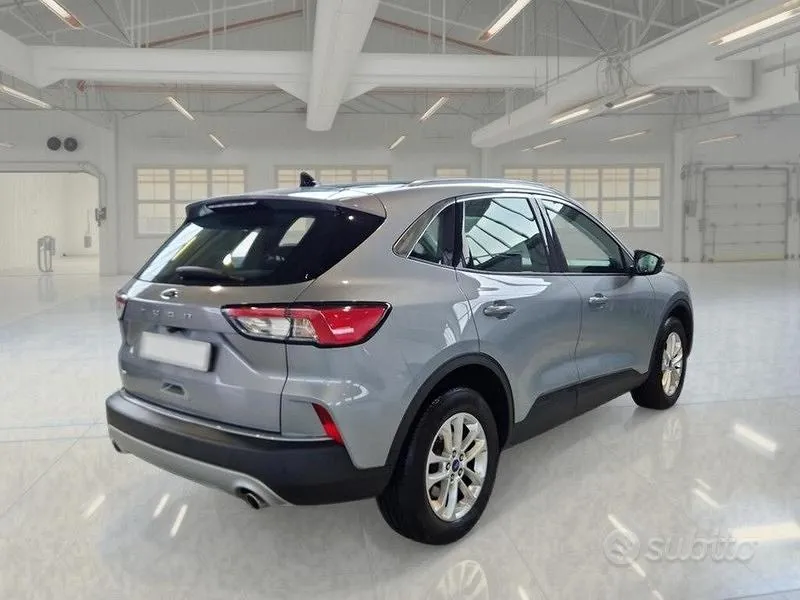 Ford Kuga 2022 photo 4