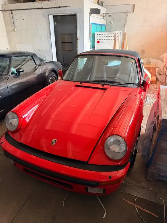 Porsche 911 Carrera