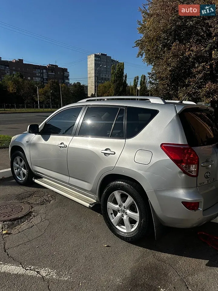 Toyota Rav4 2008 photo 5