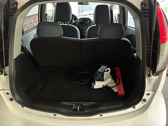 Peugeot Ion 2017 photo 2