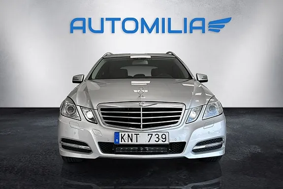 Mercedes-Benz E220 2011 photo 3
